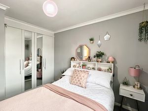 Photo 13- click for photo gallery